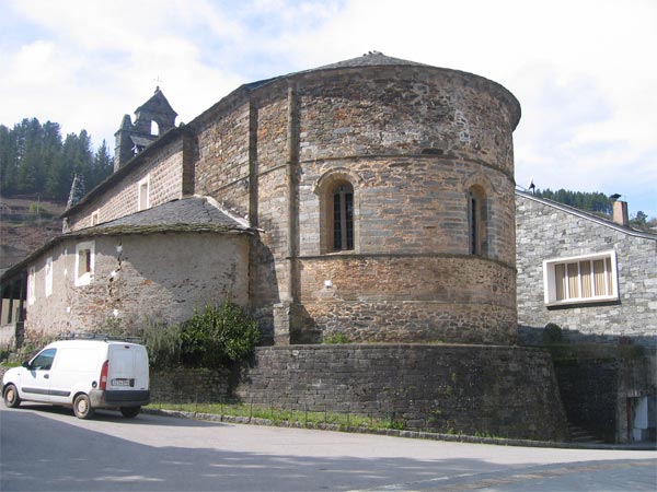 Lateral y posterior de la Iglesia de San Antolín